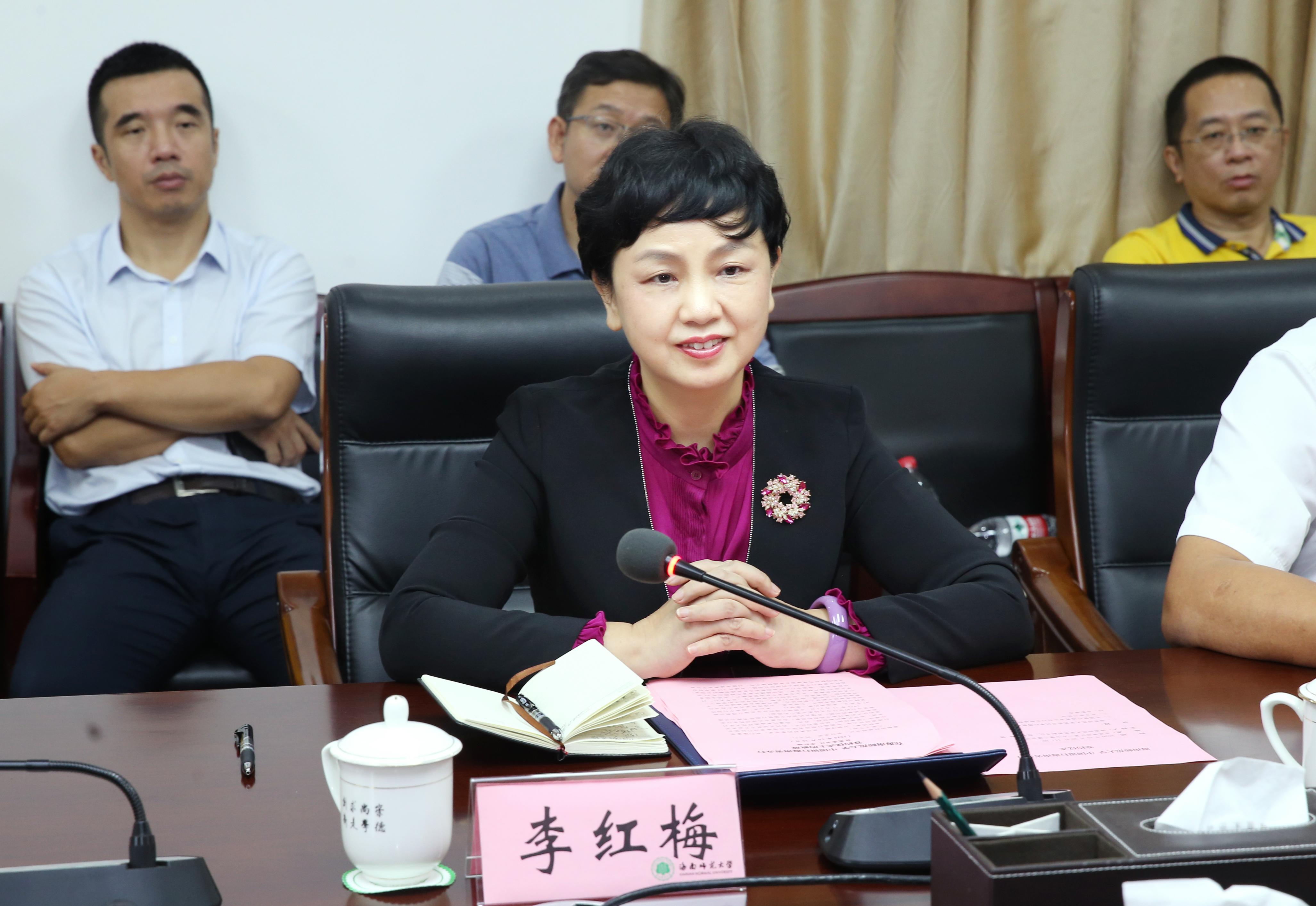 海南，自然之吻，温柔邂逅之旅