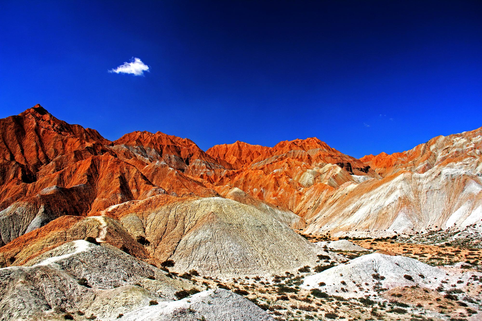 青海,沉睡千年的西部山水画卷
